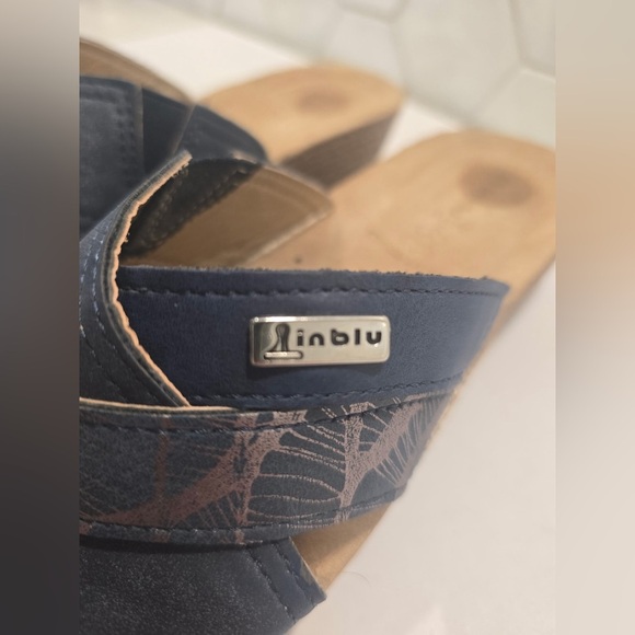 Inblu Woman’s Blue FAITFUL Sandal Size 7.5 Flip Flop Flats Cushioned - Picture 3 of 9